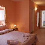 Bed & Breakfast B&B Dimora Muzio And Restaurant 3*