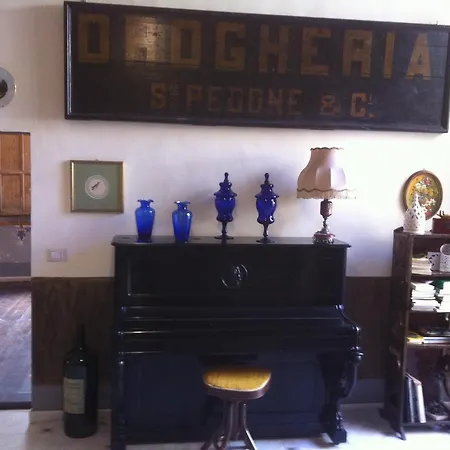 Bed & Breakfast Dimora Muzio And Restaurant 3*